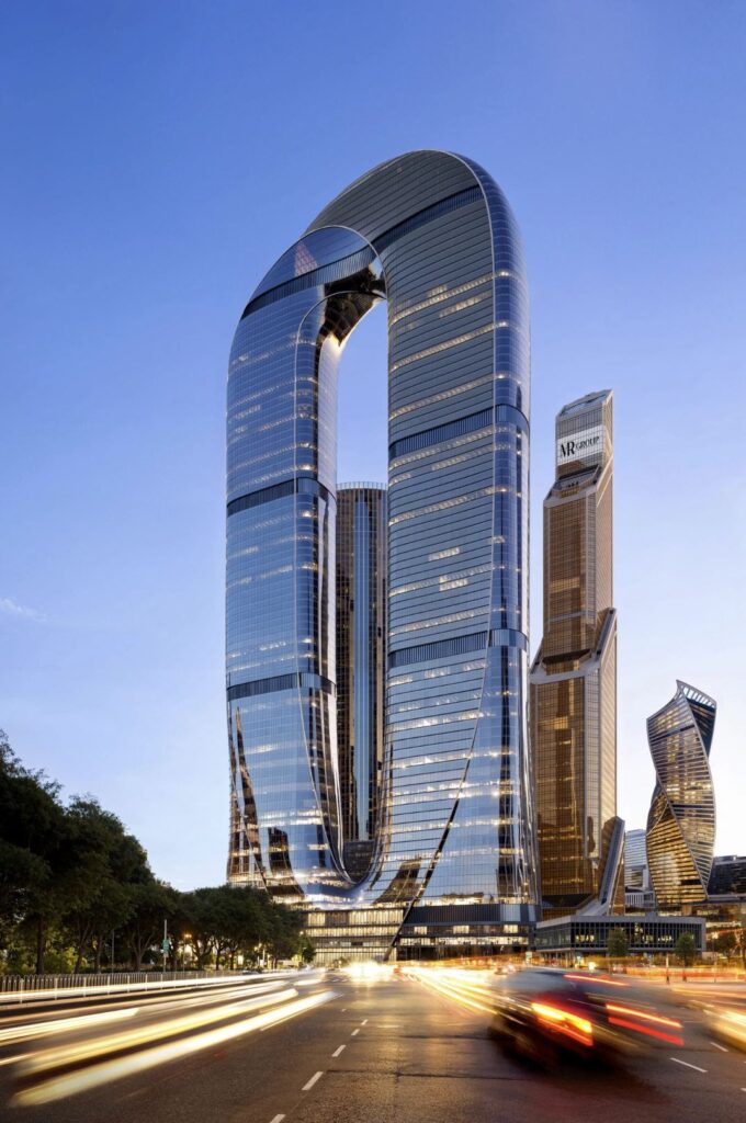 One: новый небоскрёб в Москва-Сити с парком на высоте